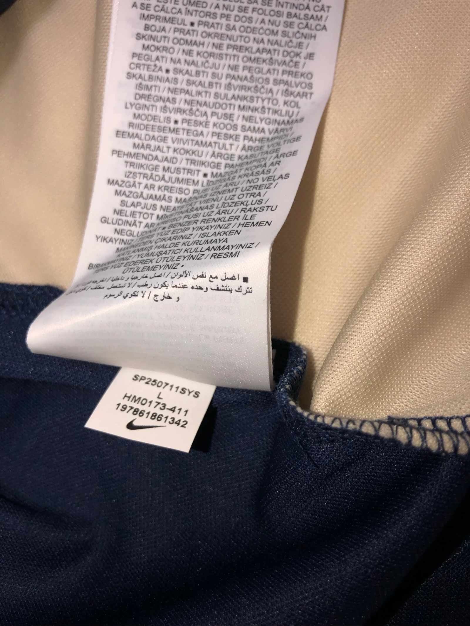T-Shirt nike air tamanho L – photo 6
